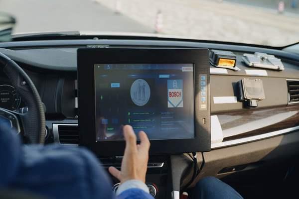 汽車測試場的黑科技：技術宅如何改變未來城市出行