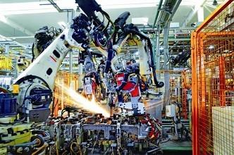 汽車業的焊接噴漆已全部自動化