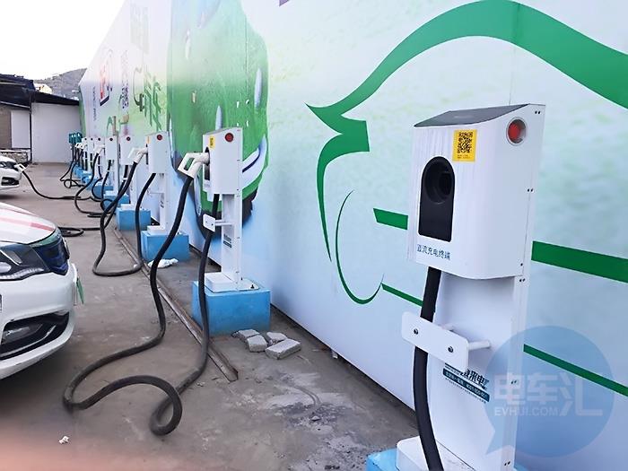 武漢發(fā)放新能源轎車(chē)充電樁補(bǔ)助公示 擬發(fā)放補(bǔ)助算計(jì)4726.88萬(wàn)元