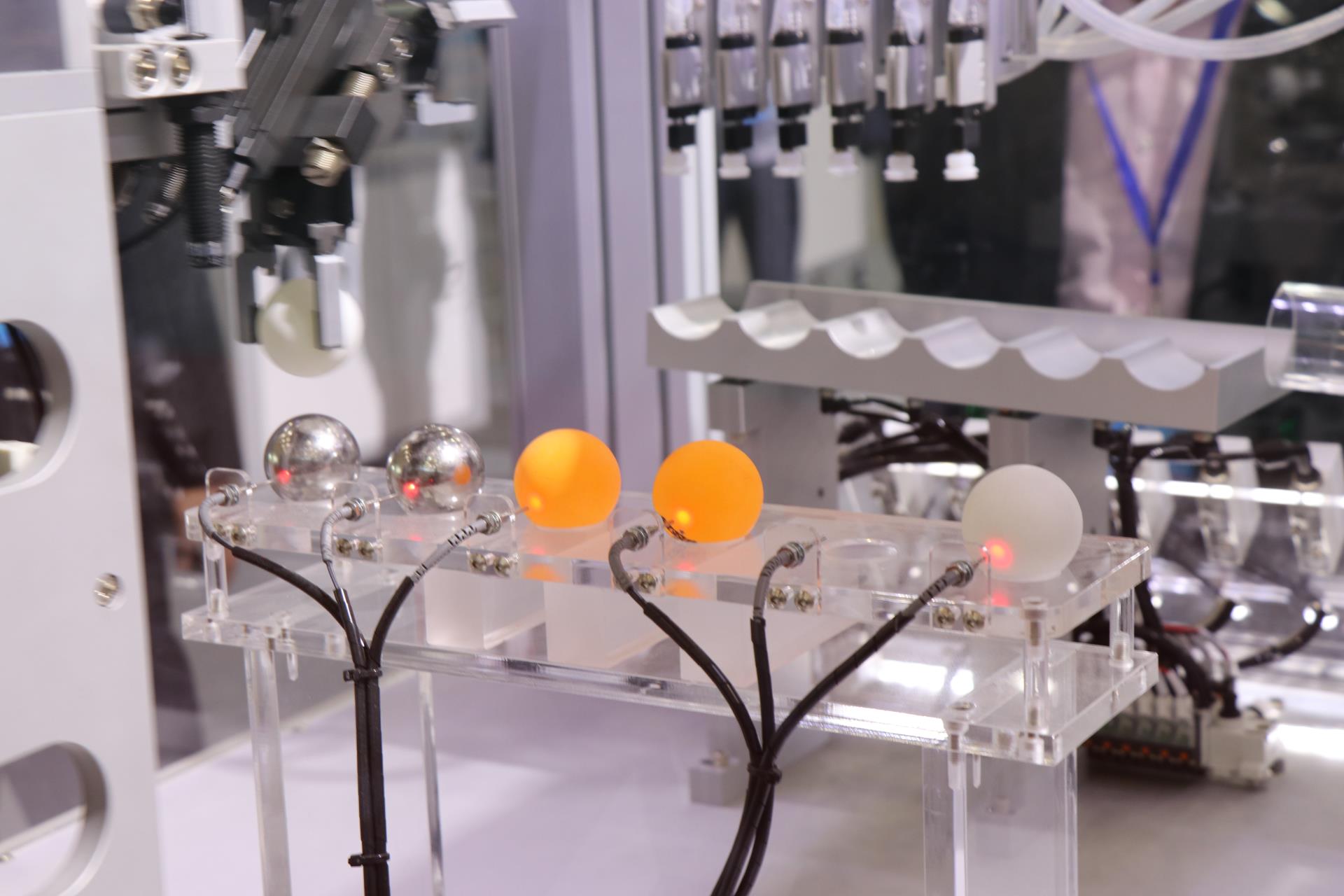 解讀新能源汽車不限購(gòu)：大城市汽車消費(fèi)有待釋放