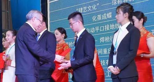 智能巡檢機器人守護工業安全,白云學子斬獲國家技能大賽一等獎