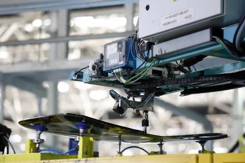 機器人造車丨汽車制造業數字化趨勢凸顯