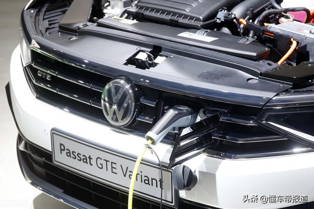 工信部:“雙積分”政策修訂將啟動 引導汽車產業高質量發展